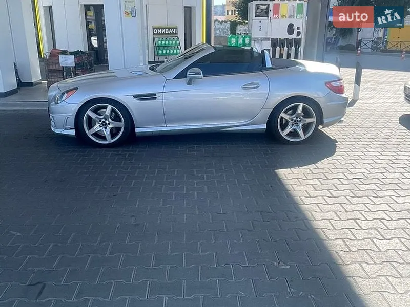 Mercedes-Benz SLK-Class