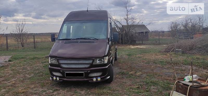 Mercedes-Benz Sprinter 312 пасс.