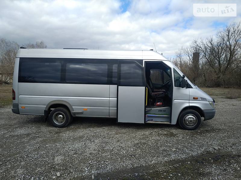 Mercedes-Benz Sprinter 416 пасс.