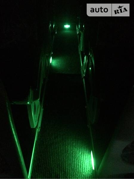 Микроавтобус Mercedes-Benz Sprinter 2000 в Хмельницком фото 9 Микроавтобус Mercedes-Benz Sprinter 2000 в Хмельницком