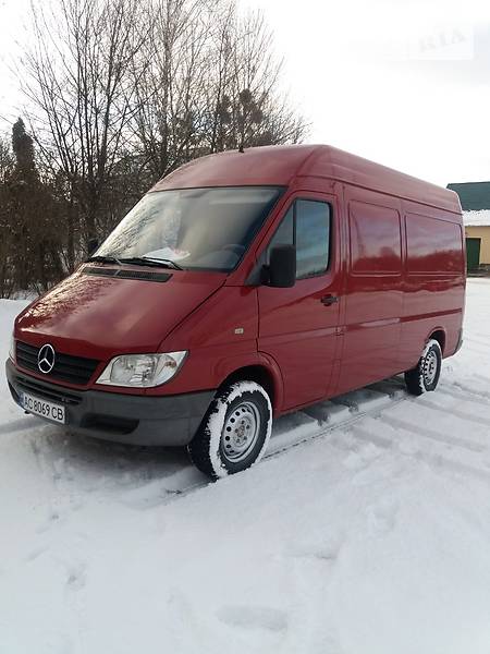 Грузопассажирский фургон Mercedes-Benz Sprinter 2005 в Луцке