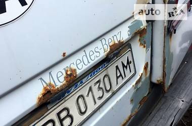 Грузовой фургон Mercedes-Benz Sprinter 1999 в 