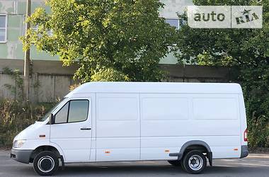 Грузовой фургон Mercedes-Benz Sprinter 2011 в 