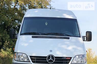 Грузовой фургон Mercedes-Benz Sprinter 2011 в 