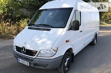 Грузовой фургон Mercedes-Benz Sprinter 2011 в 