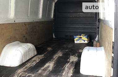 Грузовой фургон Mercedes-Benz Sprinter 2011 в 