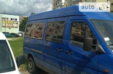 Мікроавтобус Mercedes-Benz Sprinter 1998 в Вараші