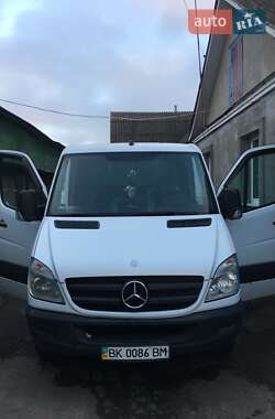 Грузовой фургон Mercedes-Benz Sprinter 2009 в Корце