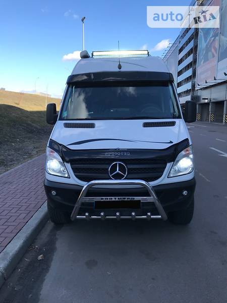 Дом на колесах Mercedes-Benz Sprinter 2012 в Киеве