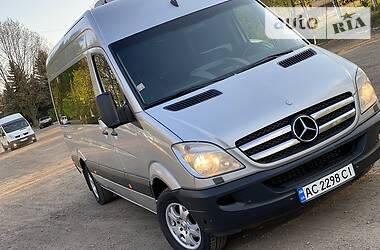 Мікроавтобус Mercedes-Benz Sprinter 2012 в 