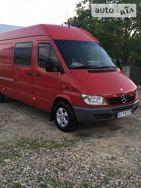 Микроавтобус Mercedes-Benz Sprinter 2005 в Косове