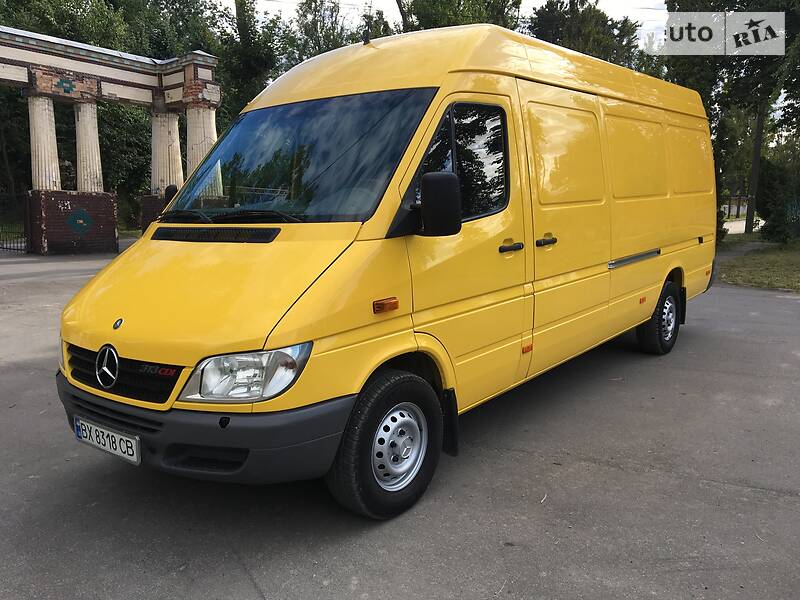 Вантажопасажирський фургон Mercedes-Benz Sprinter 2005 в Хмельницькому