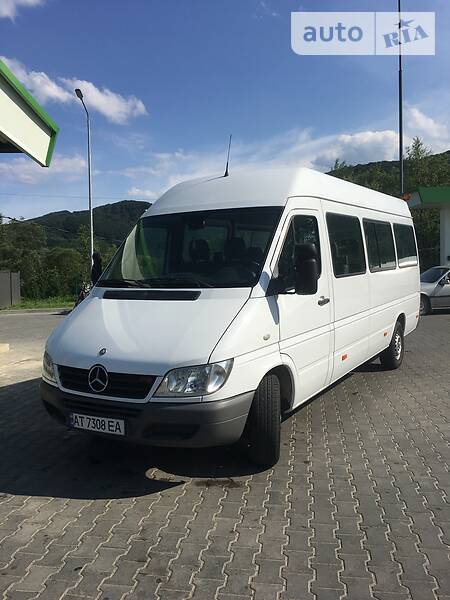 Мікроавтобус Mercedes-Benz Sprinter 2005 в 
