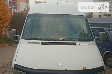 Вантажопасажирський фургон Mercedes-Benz Sprinter 2000 в Тернополі