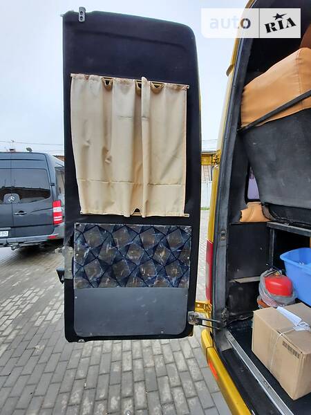 Микроавтобус Mercedes-Benz Sprinter 2002 в Сокирянах
