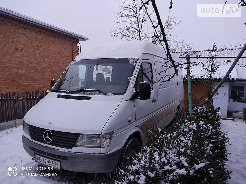  Mercedes-Benz Sprinter 1998 в Баре