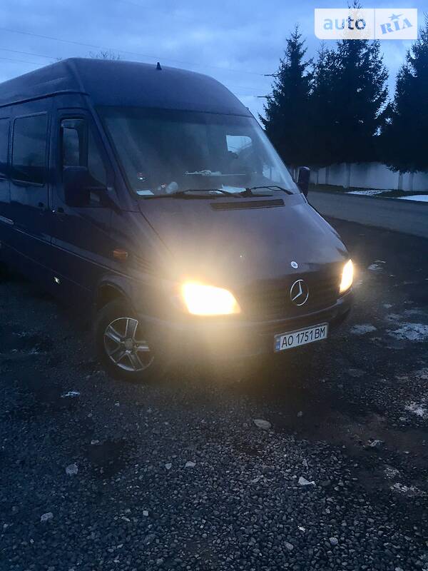 Мікроавтобус Mercedes-Benz Sprinter 2005 в Сваляві фото 29 Мікроавтобус Mercedes-Benz Sprinter 2005 в Сваляві
