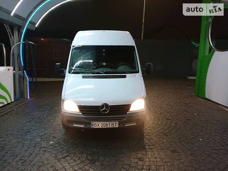 Грузопассажирский фургон Mercedes-Benz Sprinter 2004 в Хмельницком