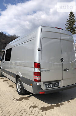 Микроавтобус Mercedes-Benz Sprinter 2012 в Косове