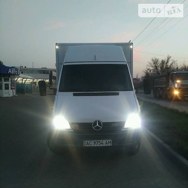 Грузопассажирский фургон Mercedes-Benz Sprinter 2003 в Луцке