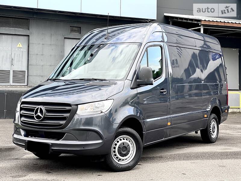 Вантажопасажирський фургон Mercedes-Benz Sprinter 2018 в 