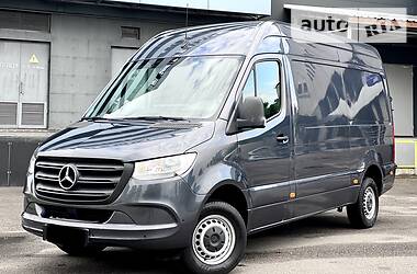 Вантажопасажирський фургон Mercedes-Benz Sprinter 2018 в 