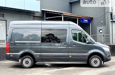 Вантажопасажирський фургон Mercedes-Benz Sprinter 2018 в 