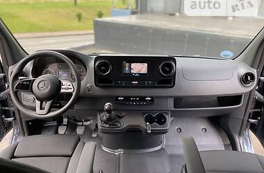 Вантажопасажирський фургон Mercedes-Benz Sprinter 2018 в 