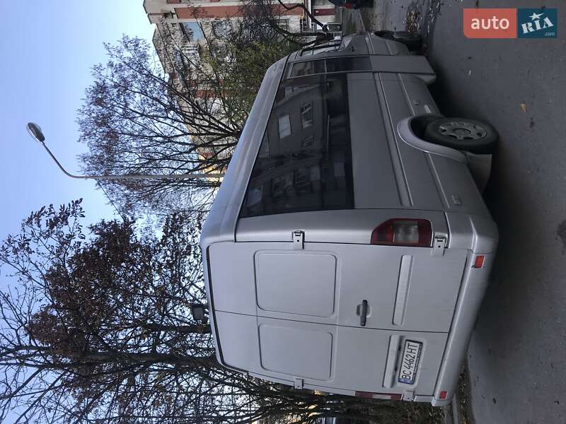 Микроавтобус Mercedes-Benz Sprinter 2004 в Львове фото 6 Микроавтобус Mercedes-Benz Sprinter 2004 в Львове