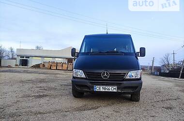 Микроавтобус Mercedes-Benz Sprinter 2002 в Новоселице