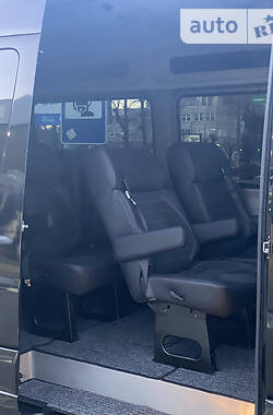 Мікроавтобус Mercedes-Benz Sprinter 2015 в 