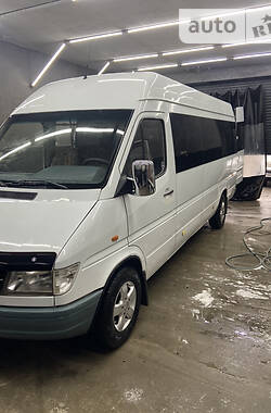 Мікроавтобус Mercedes-Benz Sprinter 2000 в 
