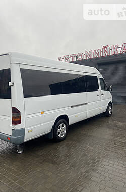 Мікроавтобус Mercedes-Benz Sprinter 2000 в 