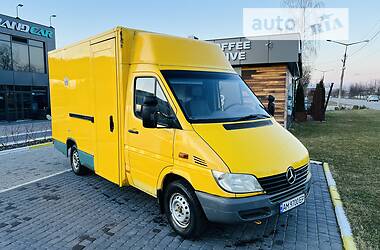 Грузопассажирский фургон Mercedes-Benz Sprinter 2002 в Коростене