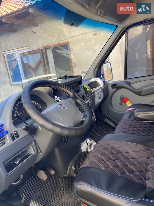Микроавтобус Mercedes-Benz Sprinter 2004 в Черновцах