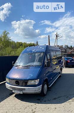 Мікроавтобус Mercedes-Benz Sprinter 1995 в Іршаві