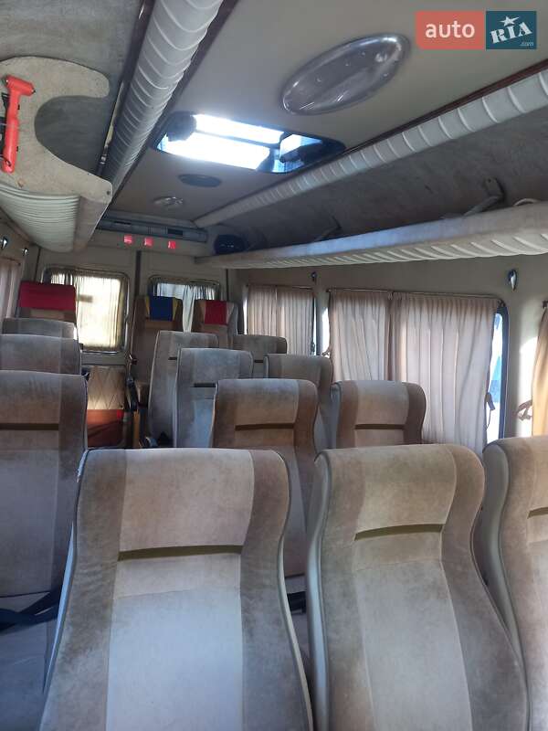 Мікроавтобус Mercedes-Benz Sprinter 2001 в Києві