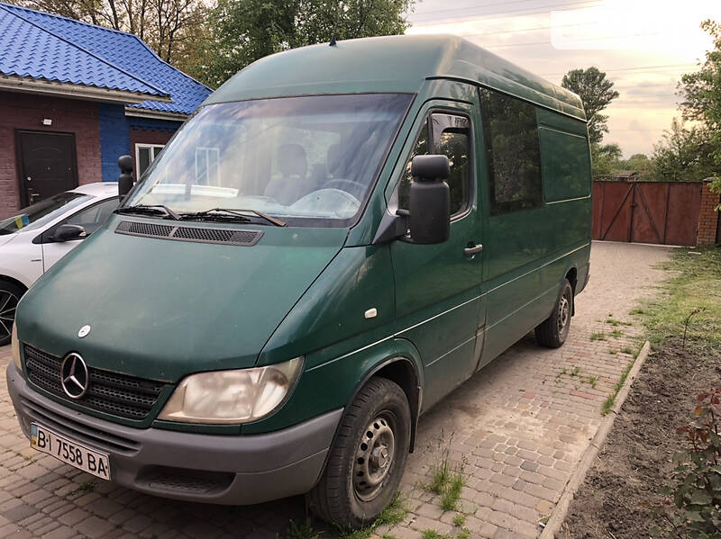 Микроавтобус Mercedes-Benz Sprinter 2005 в Карловке