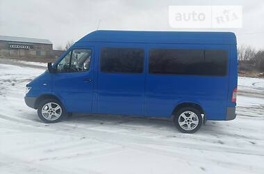 Микроавтобус Mercedes-Benz Sprinter 2004 в Черновцах