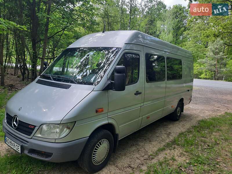 Микроавтобус Mercedes-Benz Sprinter 2005 в Ужгороде