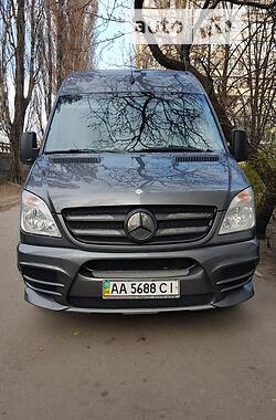 Вантажний фургон Mercedes-Benz Sprinter 2011 в Києві