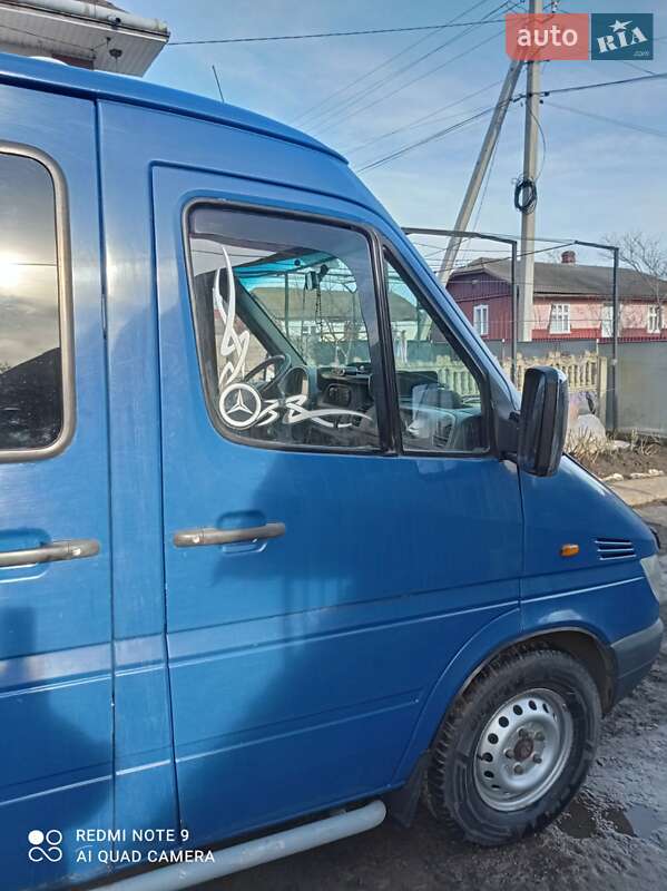 Микроавтобус Mercedes-Benz Sprinter 2006 в Кицмани