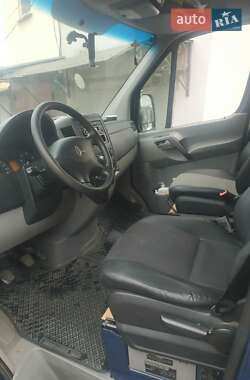 Грузовой фургон Mercedes-Benz Sprinter 2011 в 