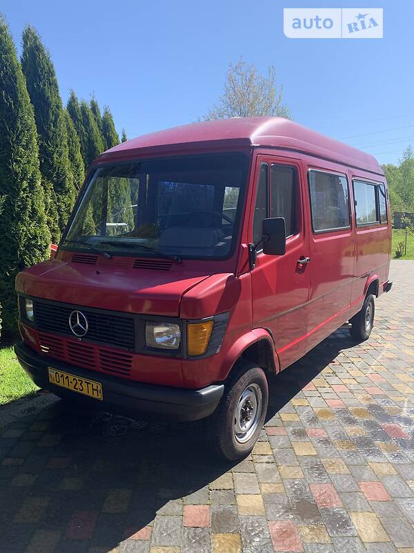 Микроавтобус Mercedes-Benz Sprinter 1994 в Львове фото Микроавтобус Mercedes-Benz Sprinter 1994 в Львове
