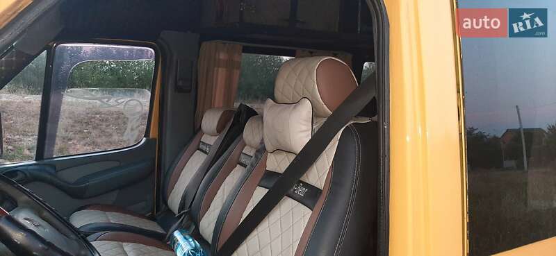 Микроавтобус Mercedes-Benz Sprinter 2004 в Хусте