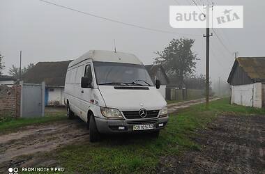 Грузовой фургон Mercedes-Benz Sprinter 2004 в Чернигове