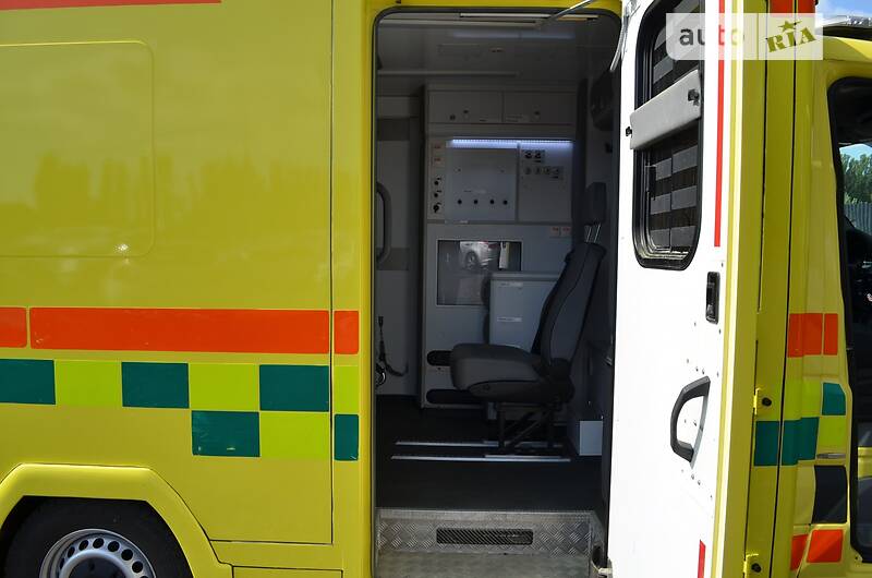 Автомобіль швидкої допомоги Mercedes-Benz Sprinter 2016 в Києві