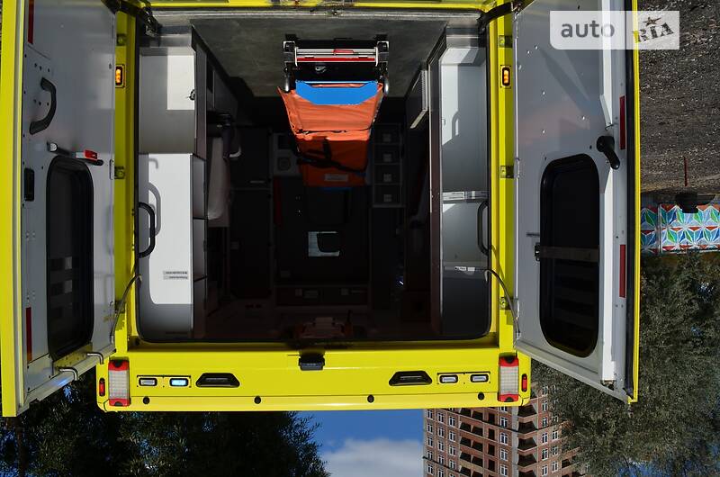 Автомобіль швидкої допомоги Mercedes-Benz Sprinter 2016 в Києві