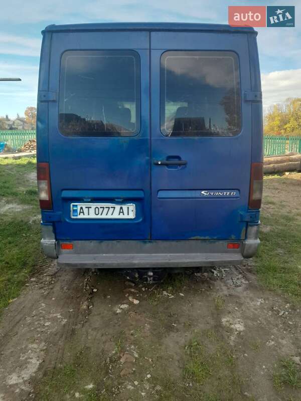 Микроавтобус Mercedes-Benz Sprinter 2003 в Ивано-Франковске фото 3 Микроавтобус Mercedes-Benz Sprinter 2003 в Ивано-Франковске