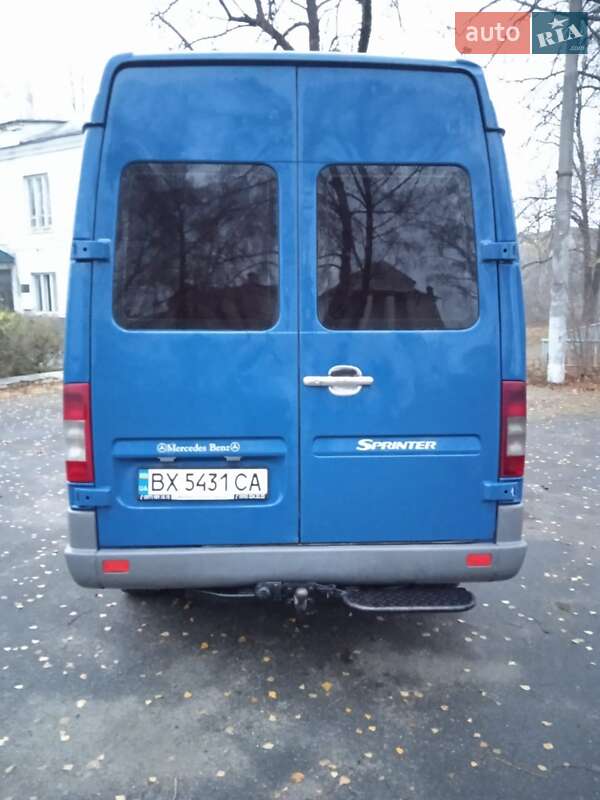 Микроавтобус Mercedes-Benz Sprinter 2006 в Городке